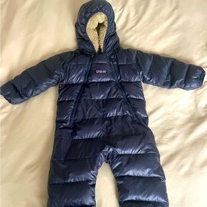 Patagonia bunting 3-6 months but fits till 1-2yrs